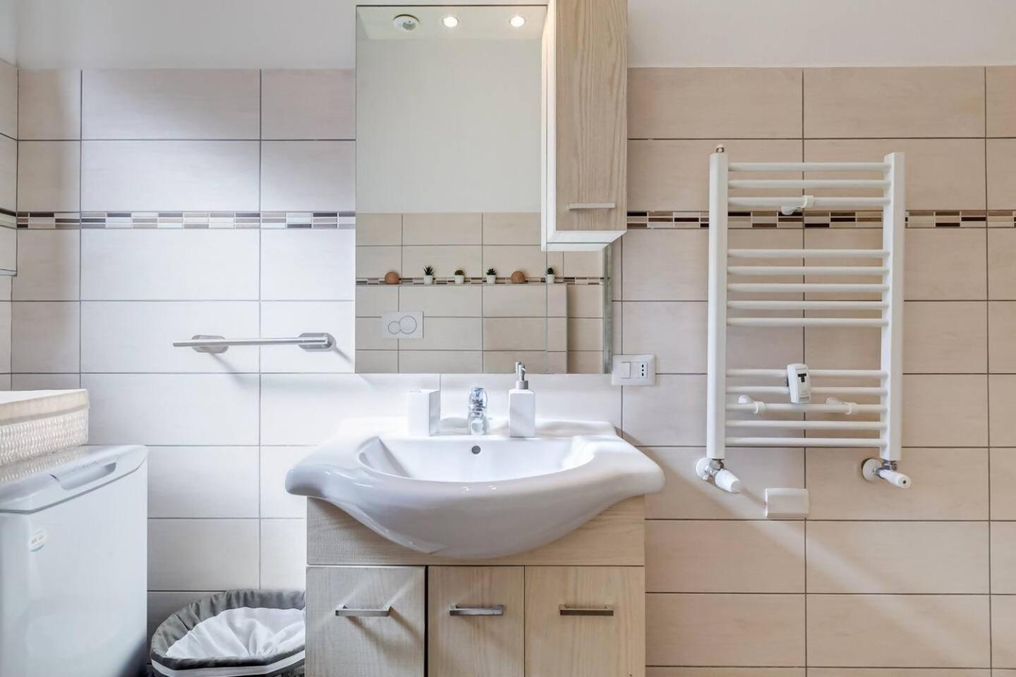 Bright And Spacious 2Bdr Apartment Rzym Zewnętrze zdjęcie